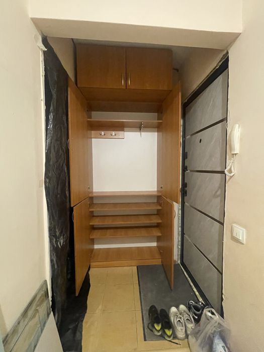 Шкаф для прихожей