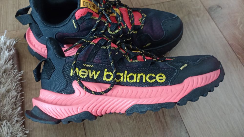 Papuci New Balance