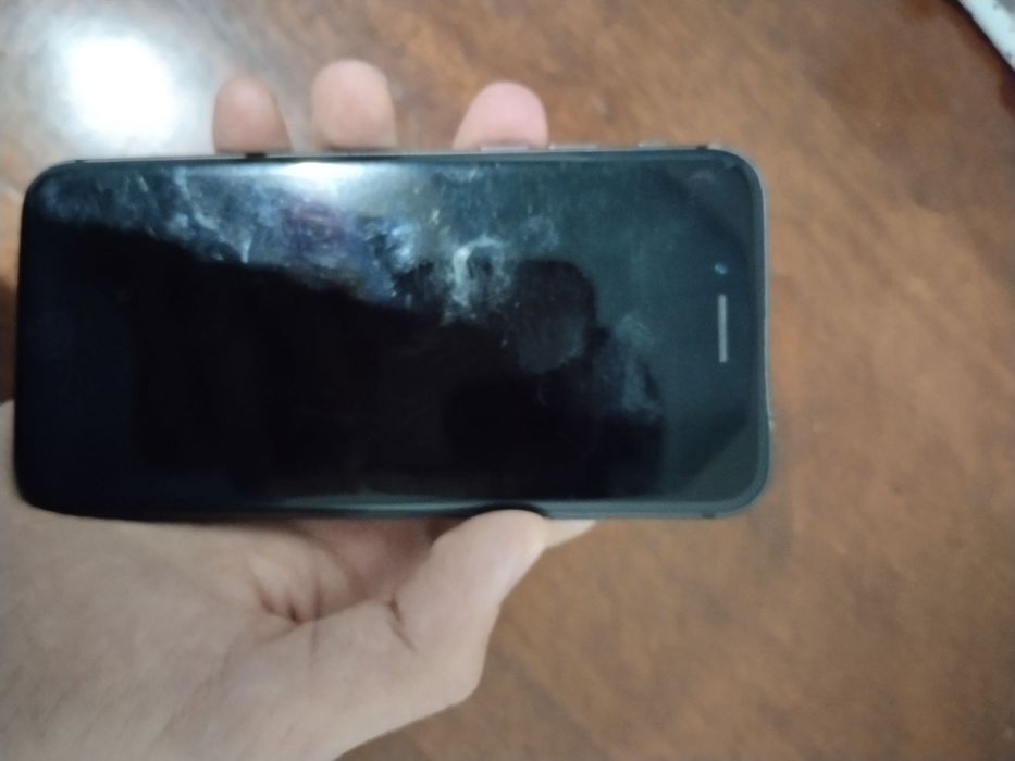 Iphone 8 yengi 82 yomkst