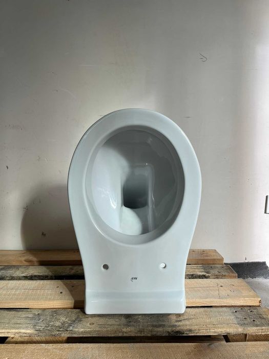 НОВА Тоалетна чиния Alca + Антибактериална седалка + Бутон