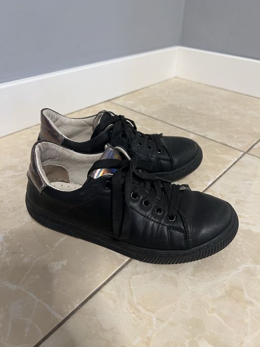 Кожаные кеды и сандалии Geox