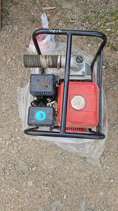 Мотопомпа бензионовая WP50