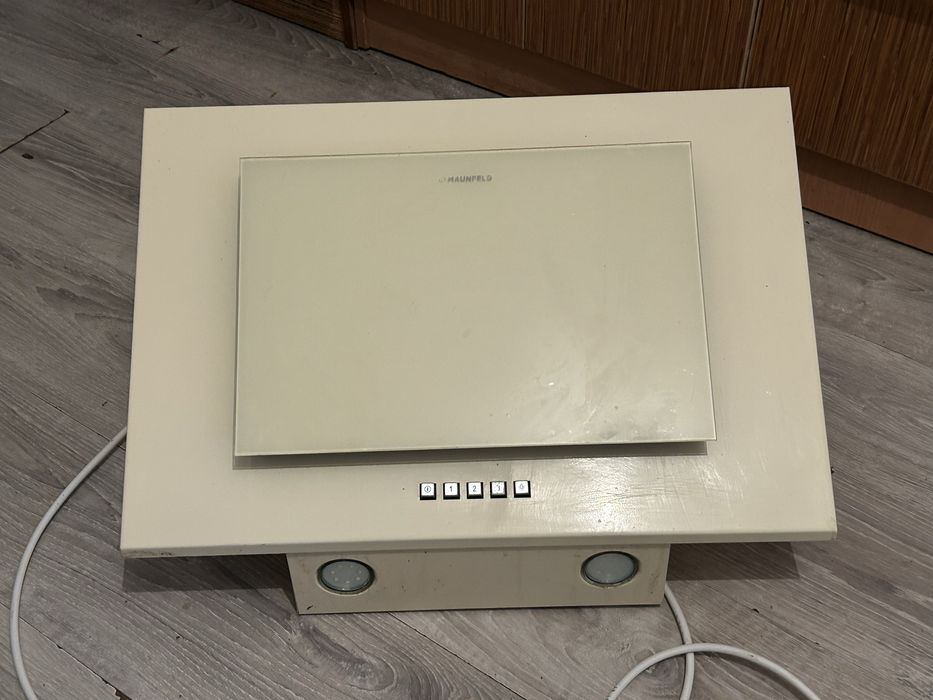 Вытяжка кухоная