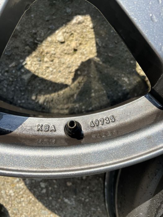 Лята джанта R18  Dezent Graphite 18