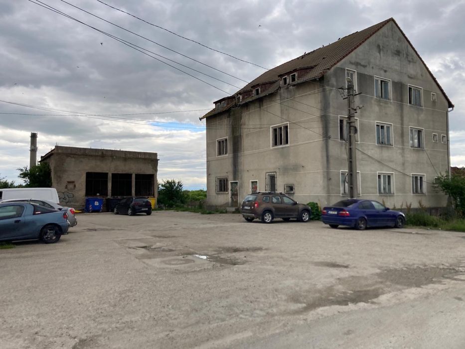 Vand bloc administrativ, Teiuș, Alba