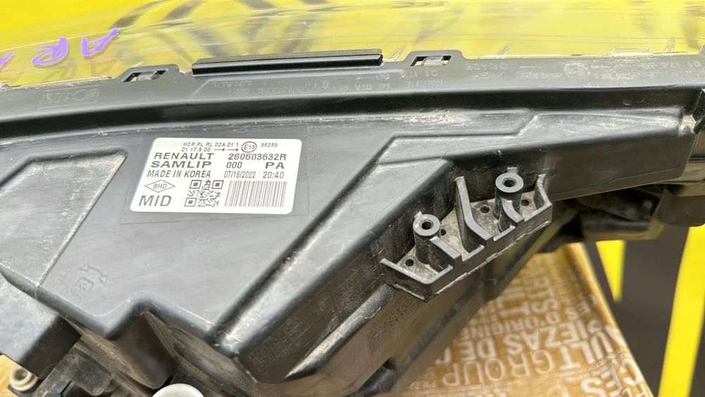 Far renault arkana stanga L E D 260603632R