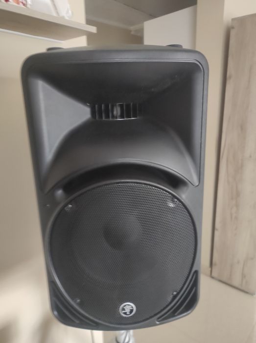 Vând boxe mackie srm 450 v2 active