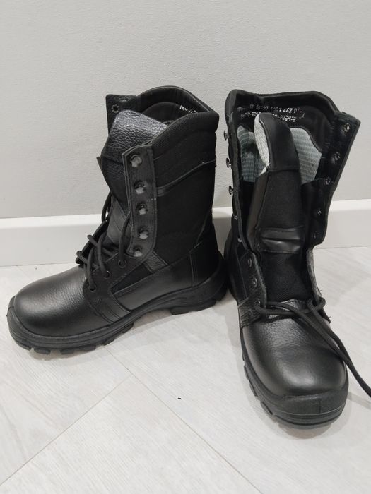 Продам берцы,дими сезон,38 размер