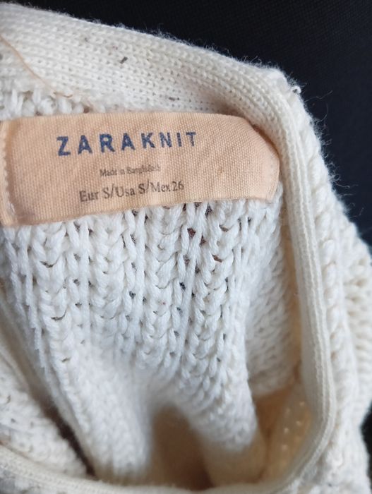 Женские свитера светлые