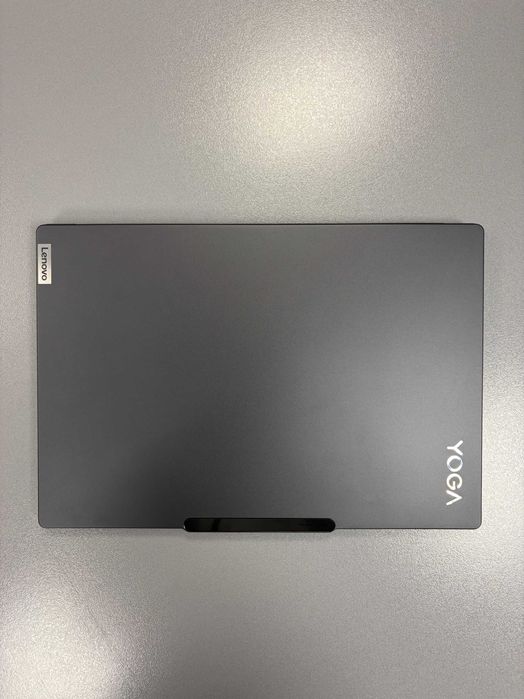 Лаптоп Lenovo Yoga Pro 9, i7-13705H, 14.5", 32 GB RAM, RTX 4050, 1TB