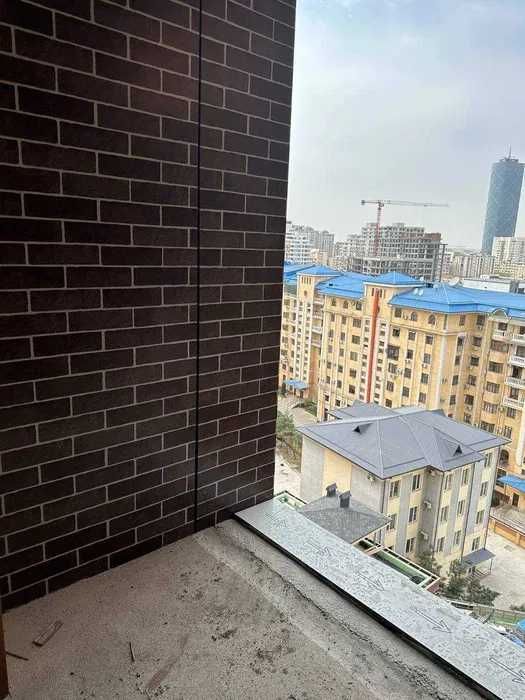 Продаётся квартира (коробка) 2/11/13, ЖК "Celebrity residence", 60м2