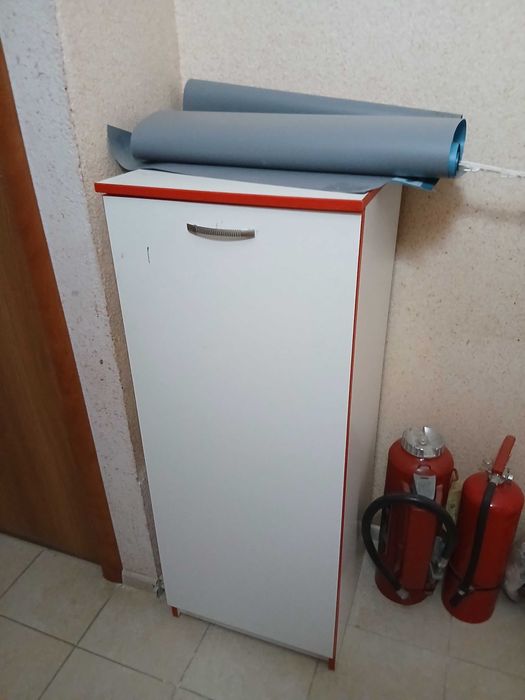 Шкаф белый универсальный