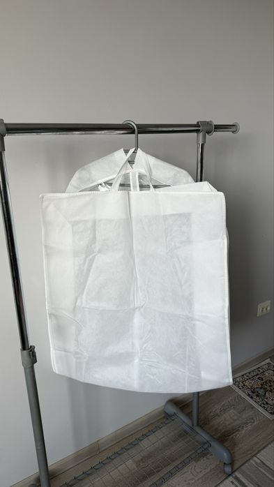 Продам чехол для вечернего/ свадебного платья