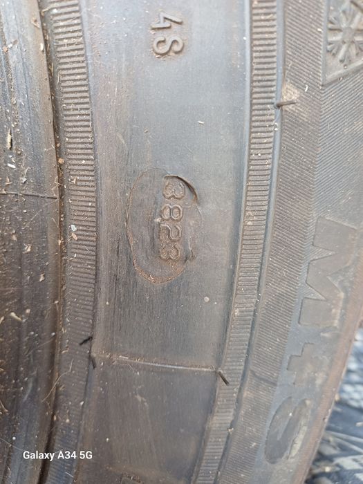 Продам зимние шины R18