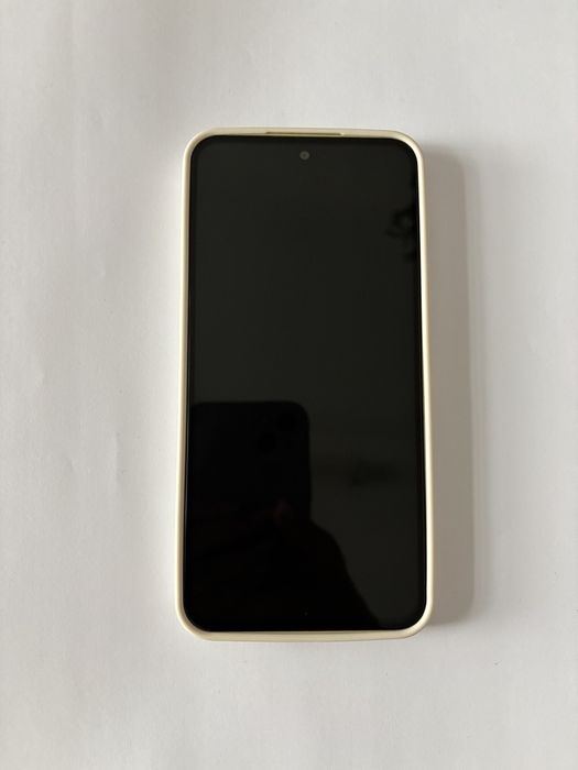 Телефон А35 5G 128 GB като нов,купуван  е 2025 г.