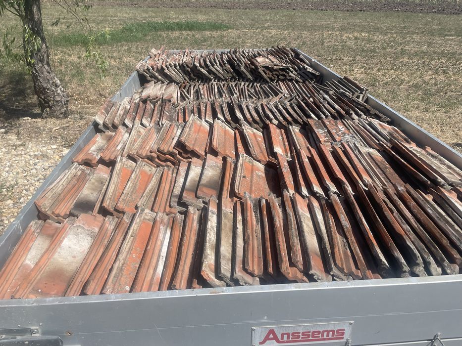 Vand tigla stare buna