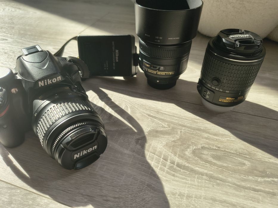 Nikon D3200 + 85 mm + 55-200mm