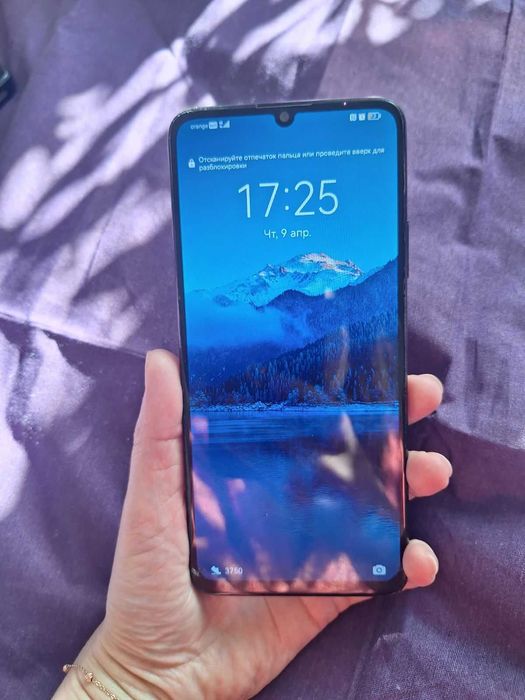Vând telefonul, în stare excelentă!Huawei Y 70 Pro