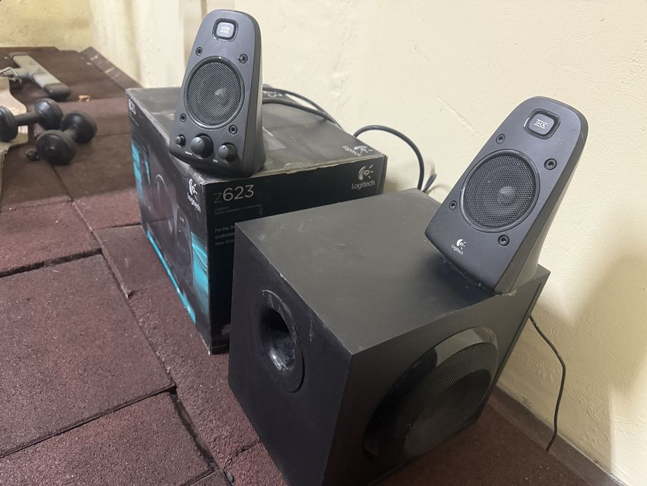 Logitech Z623 200W rms