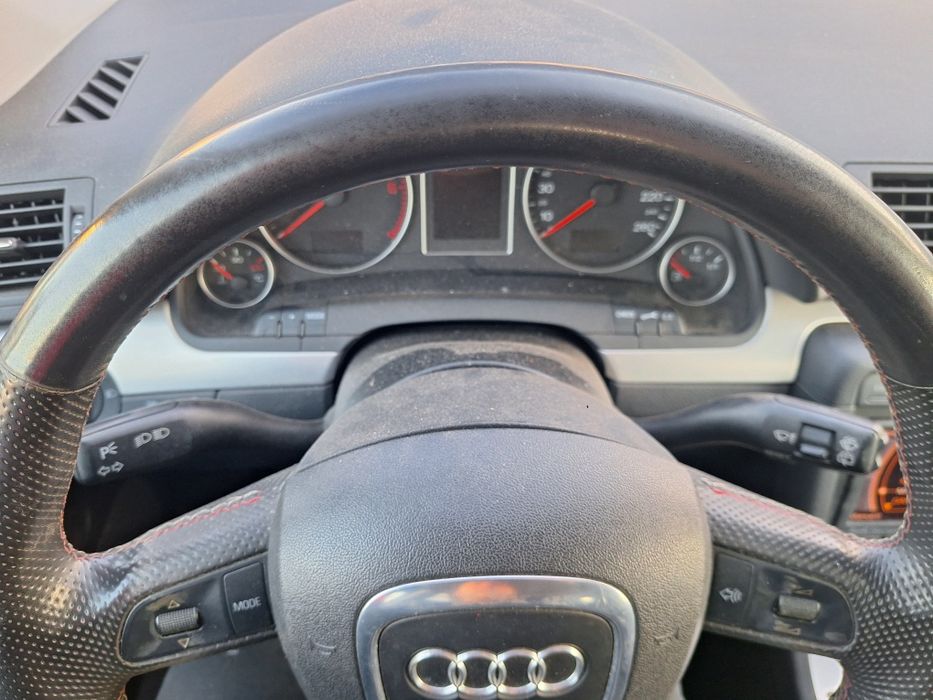 Volan complet  S-line Audi A4 B7 2 spire cu piele perforata ,comenzi