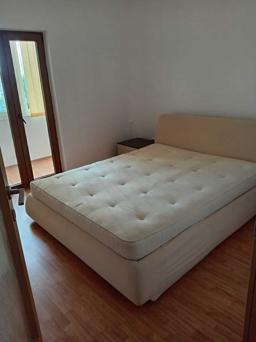 Proprietar | 2 camere decomandat, 65 mp, etaj 2, Tractorul – 400€.
