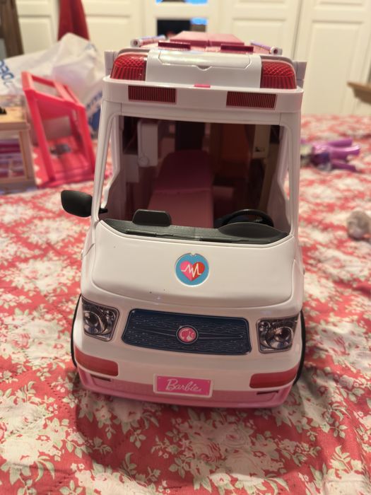 Ambulanta Barbie