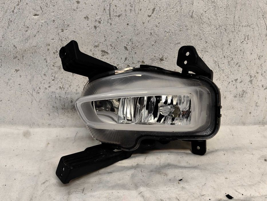 Оригинален халоген Киа  Kia Ceed  2018-2021