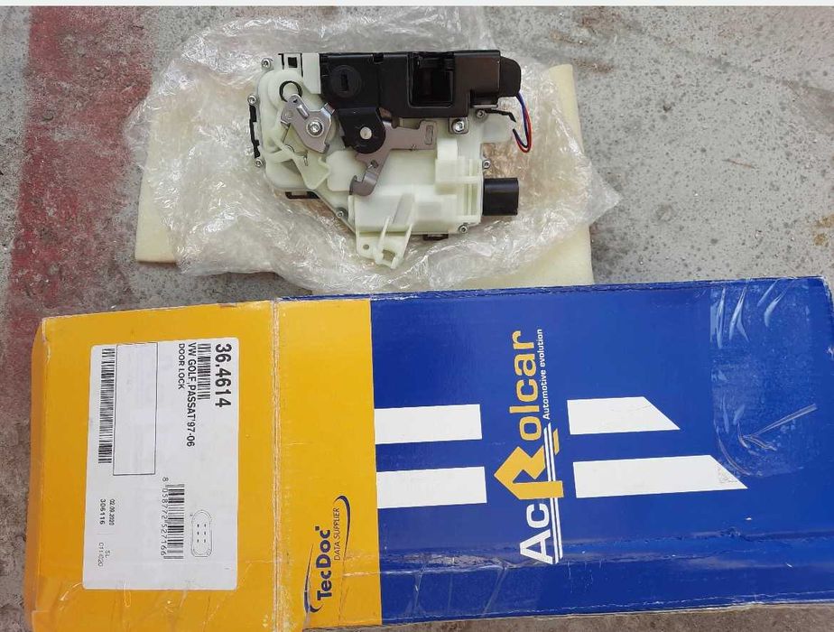 Încuietoare ușa spate VW Golf/Passat, Skoda Octavia