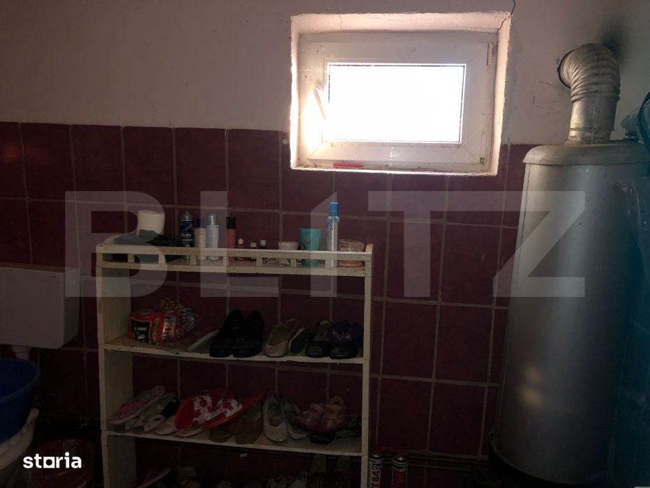 Teren cu casa batraneasca, 2000 mp, comuna Pomi