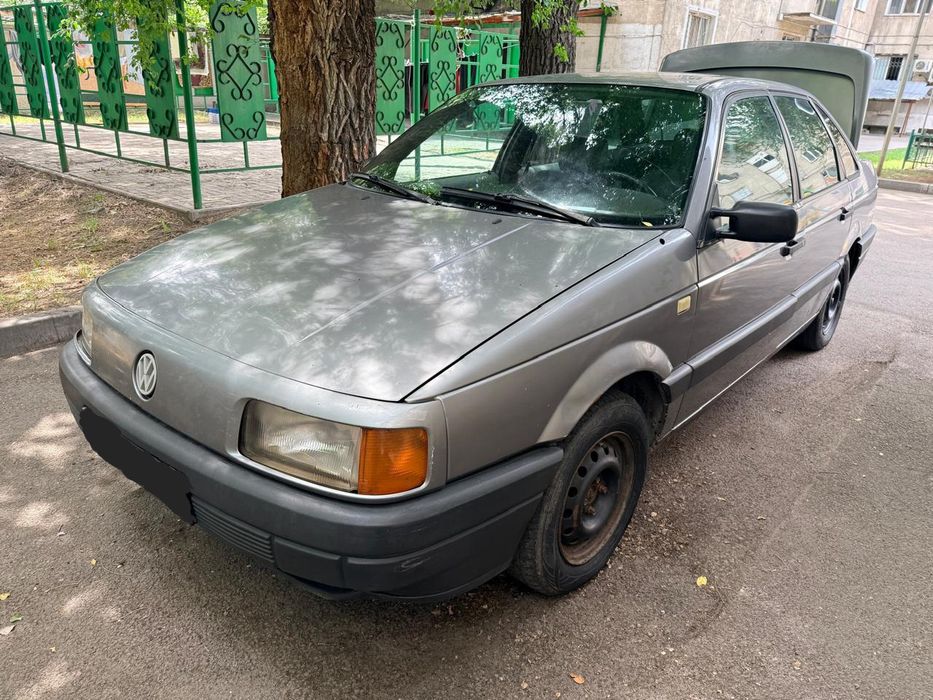 Продам Volkswagen Passat b3 седан