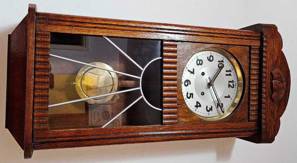 Ceas de perete cu pendula anii 40