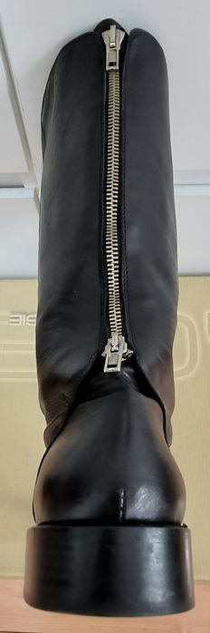 Cizme bărbați din piele, marca Pollini, mărimea 43