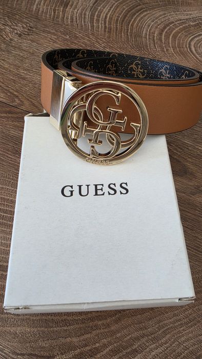 Двулицев колан  Guess нов