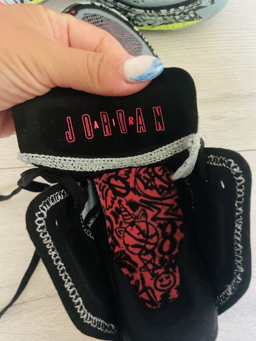 Jordan Nike маратонки 38