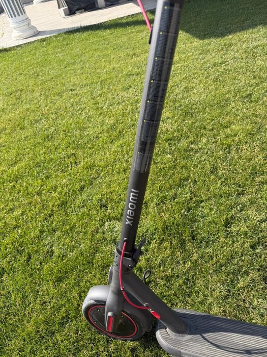 Trotineta electrica xiaomi 4 pro impecabila