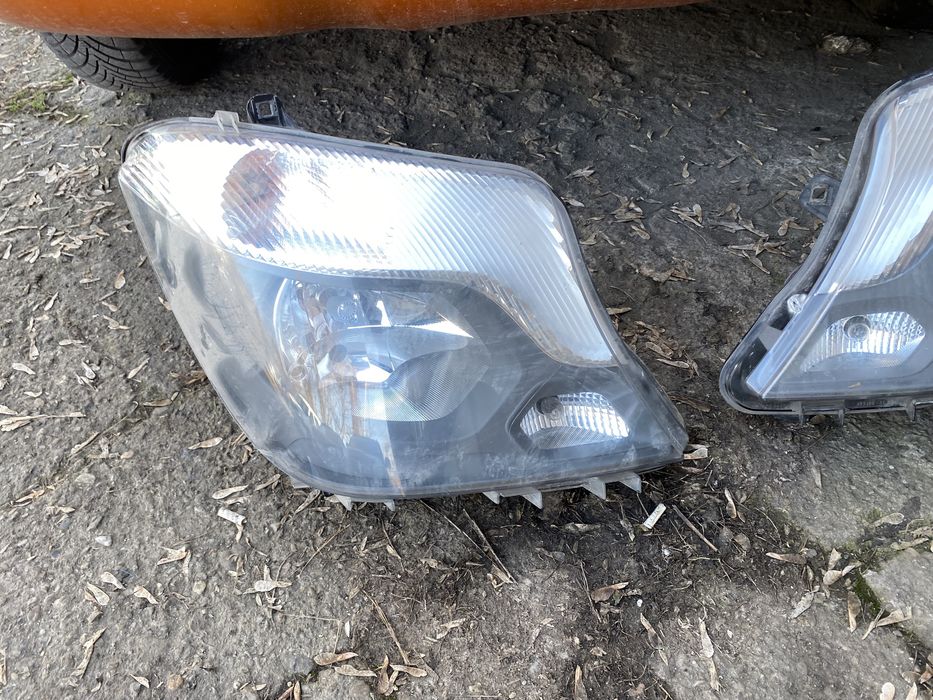 Far Mercedes sprinter 2 W906 facelift 2014 - 2019 stanga dreapta