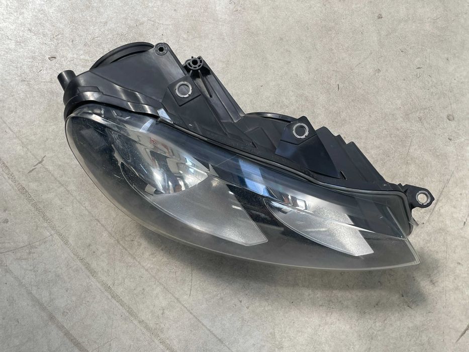 Far dreapta xenon + led VW Golf 6 cod 5K1941752D