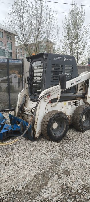 Продам мини погрузчик с навесным 3в1