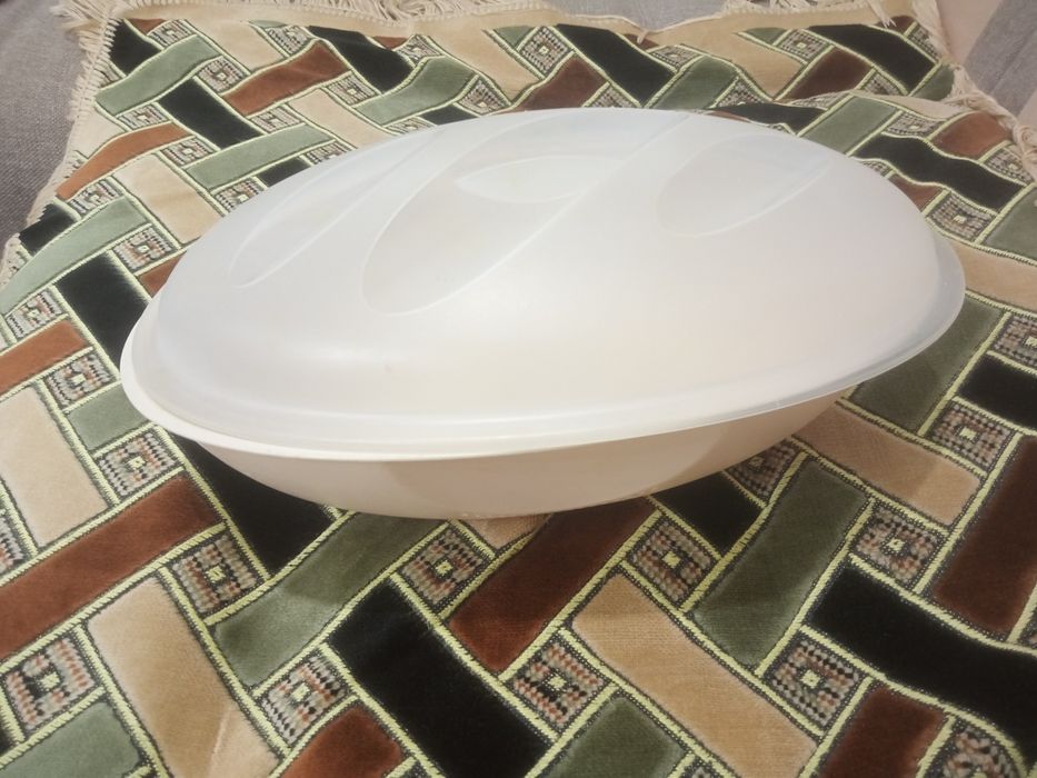 Хлебница большая 1500тнг.