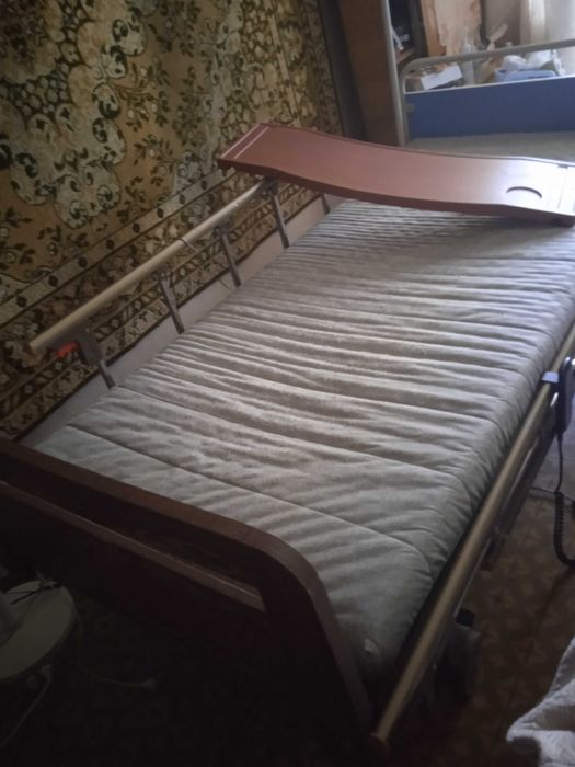 медицинские кровати