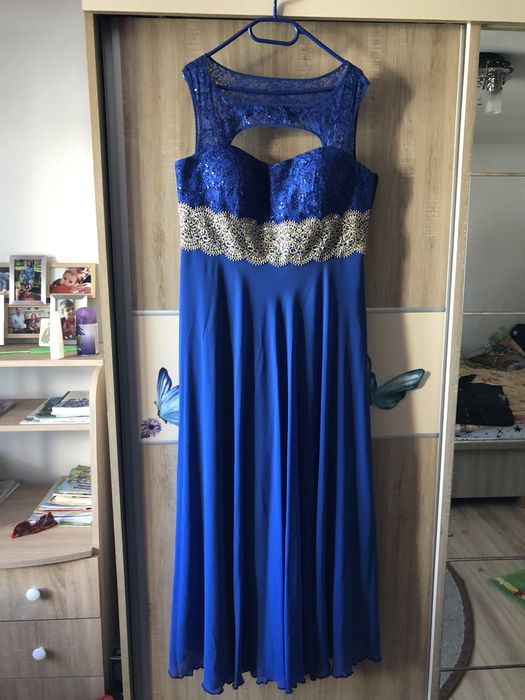 Vand rochie de ocazie