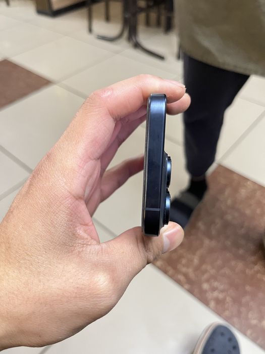 Iphone 15 pro  синий титан