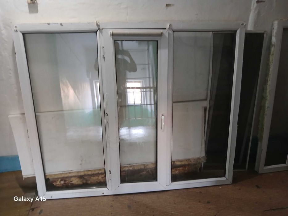 Отдам б/у пластиковые окна