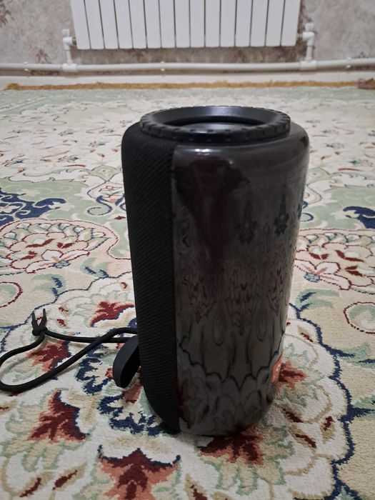 Портативная колонка