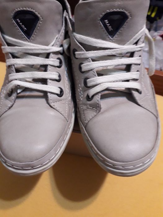 Vand adidas casual de piele Germania, marca Marc