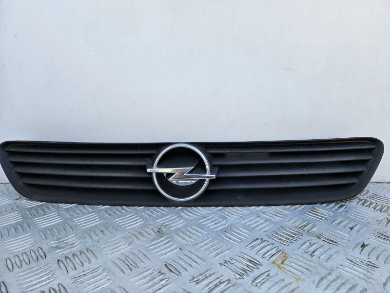 Grila radiator Opel Astra G