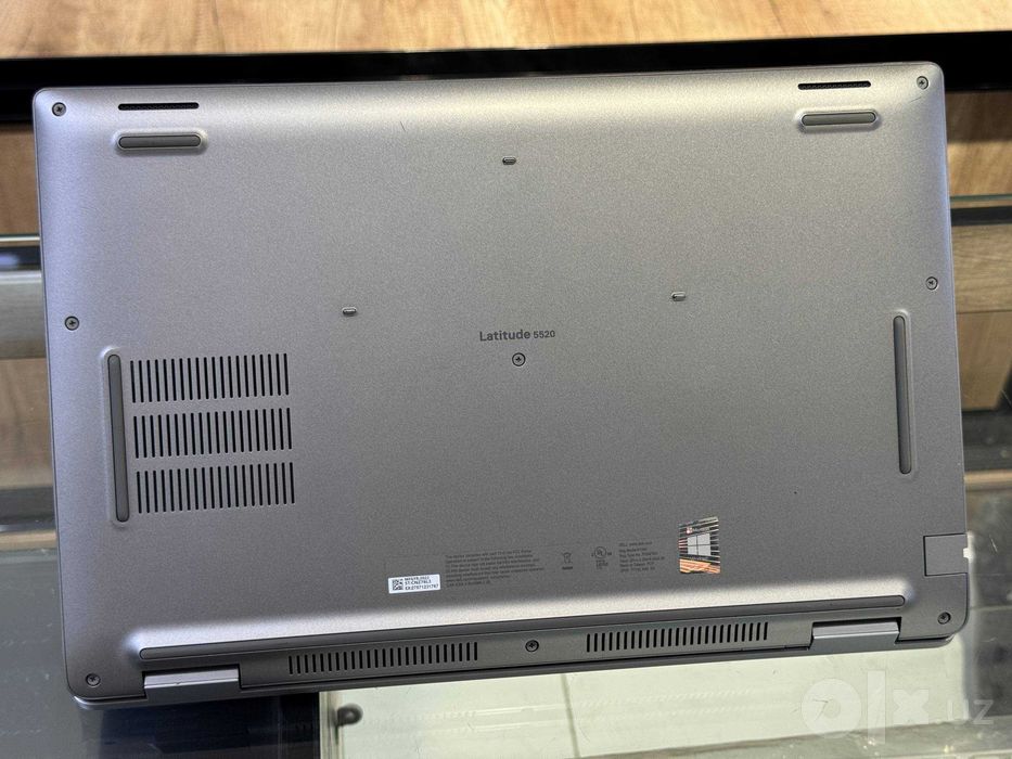 Dell Latitude 5520 Intel i7 11 / 16 GB /  SSD 512 GB /  GeForce MX450