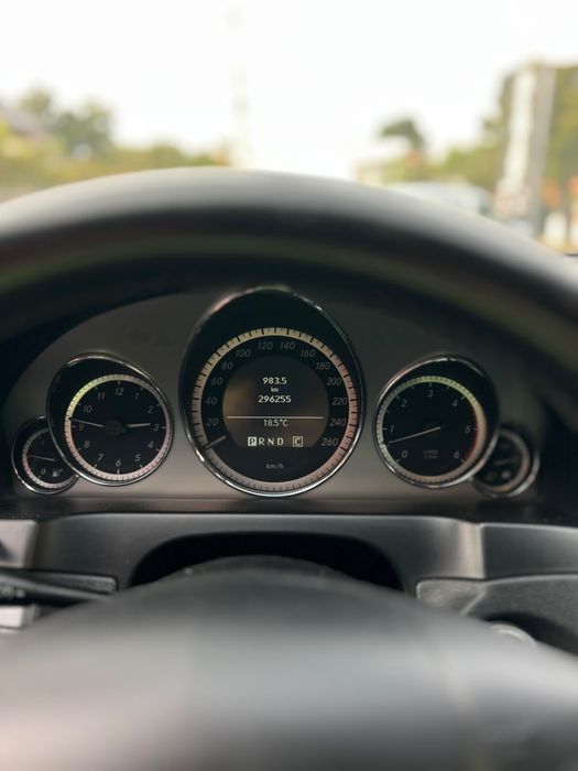 MERCEDES-BENZ E-Class 2009 — imagine 4