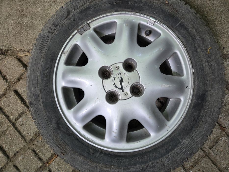 Оригинални лети джанти Opel 14" (4x100) + 2 бр. гуми 175/65 R14