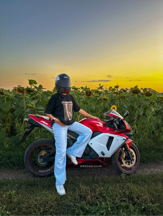 Honda cbr 600 rr продам мотоцикл